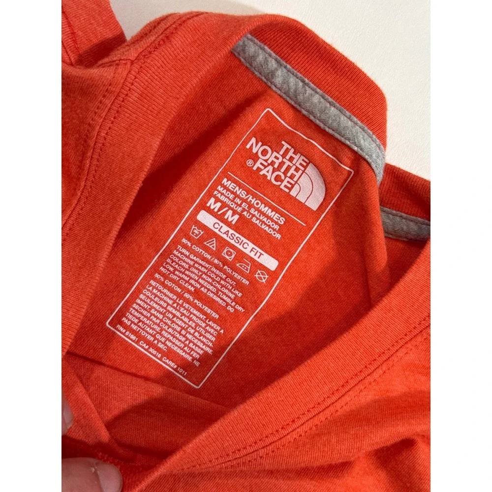 The North Face Long Sleeve T-Shirt Mens Medium Orange Excellent Graphic Logo